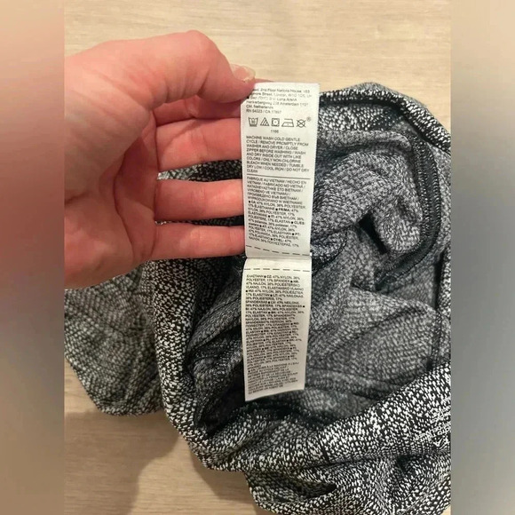 ATHLETA Delancey Textured Moto Tight Legging in Braiden Black / Size Small / - Picture 10 of 10